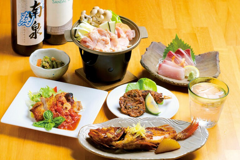 【ホテル サンダルウッド】