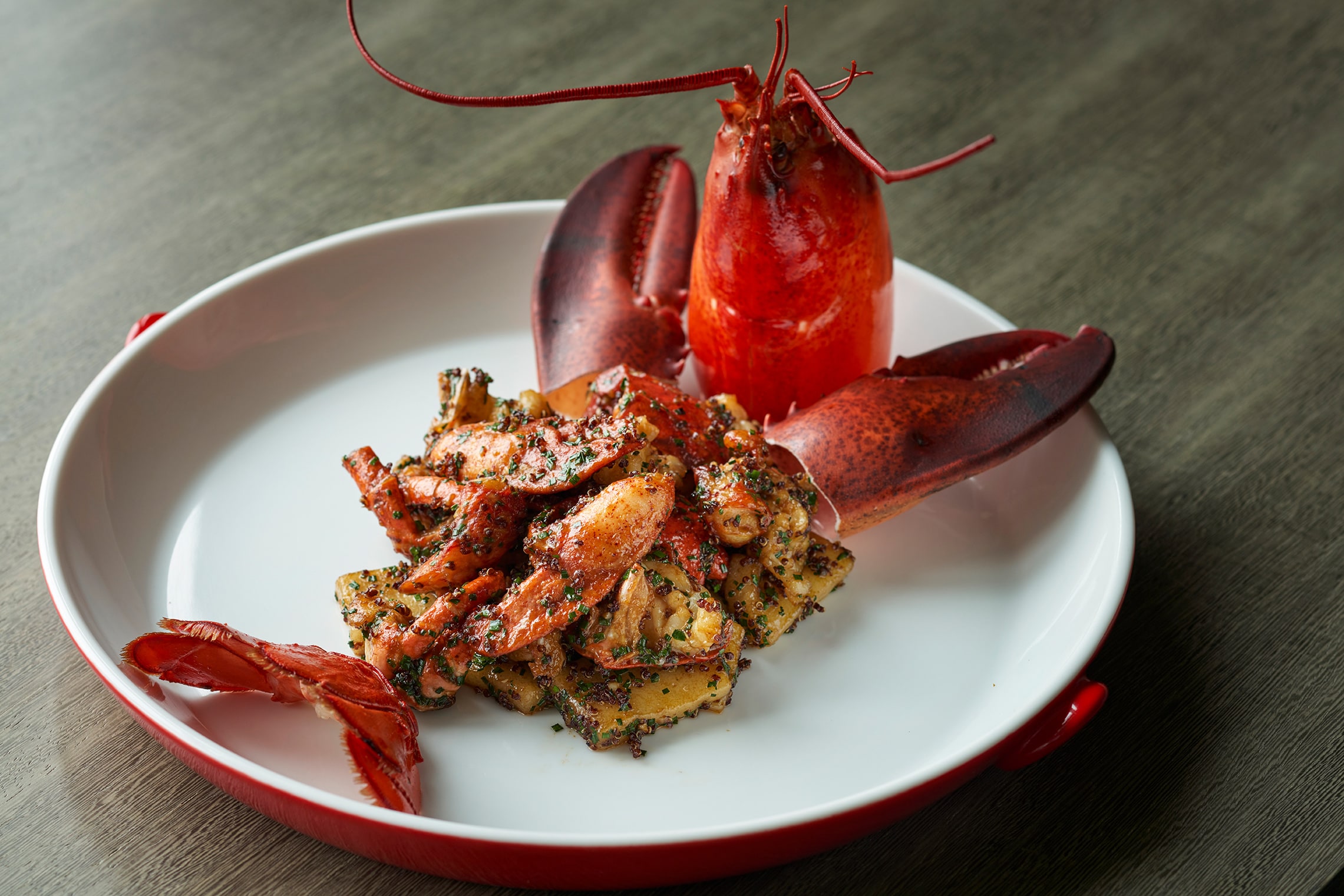 オマール海老餅 キヌアの中国味噌炒め