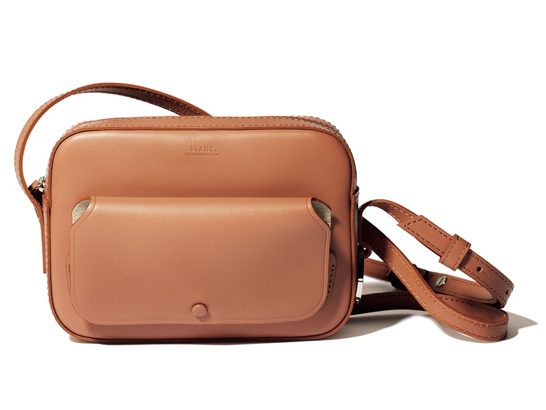 「BA01」38,500円／ブラン（ライト 03-5843-0100）