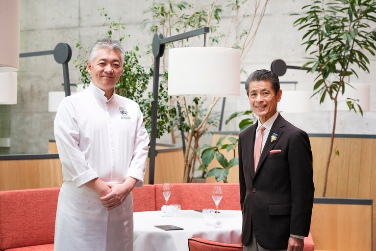 左から、シェフの鎌田匡人さん、ソムリエの加茂文彦さん。