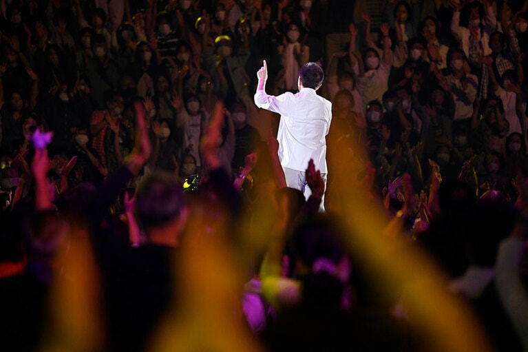 小田和正さん。©FAR EAST CLUB INC.