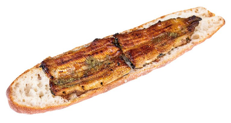 【うなぎ はいばら 築地1号店】大きさもぴったりうなぎの蒲焼。