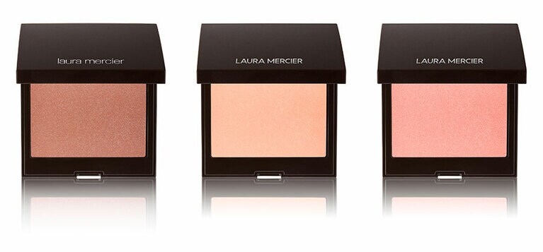 ブラッシュ カラー インフュージョン 各3,850円。写真左から、06チャイ、11グアバ、14ウォーターメロン。