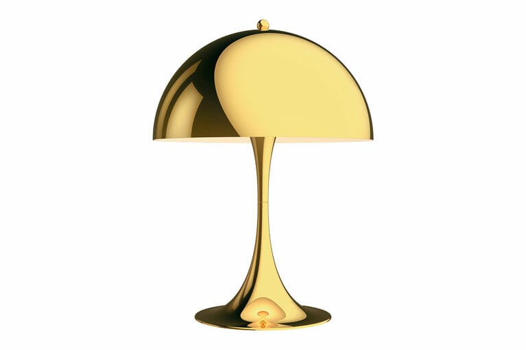 「パンテラ テーブル 320」真鍮メタライズド 118,800円。