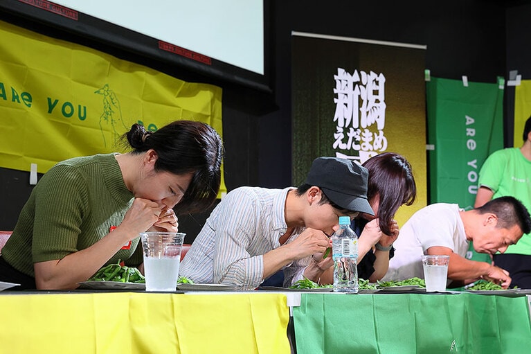 東京予選で使われたのは、7月上旬に旬を迎える「おつな姫」。香りと甘みで風味が抜群で、コクが口いっぱいに広がる。枝豆は、小さいほうが味が濃くておいしく、9月中旬～10月中旬の「越一寸」や「肴豆」といった晩生品種もおすすめだという。