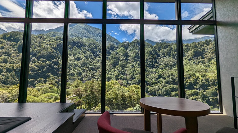 見渡す限りの山景色。ずっと眺めていても飽きることがありません。