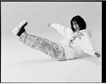 ステラ マッカートニー」と 奈良美智のコラボアイテムが発売