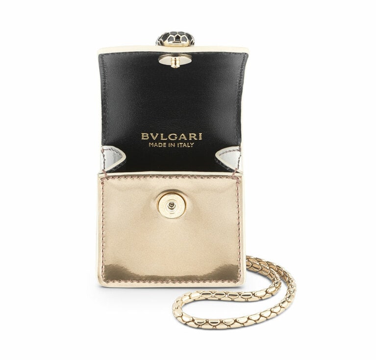 【エアーポッドケース】メタリックカーフ／アンティークブロンズ W7×H6×D3cm 各74,000円。