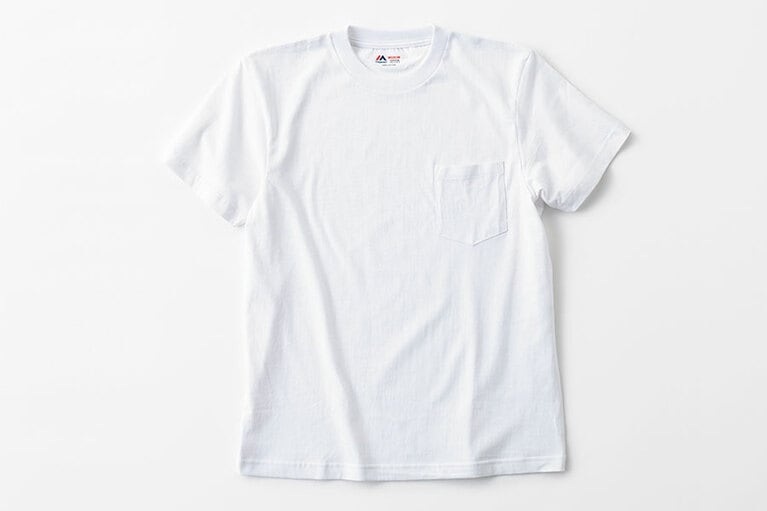 マジェスティック「2PAC POCKET T-SHIRTS」 3,000円。