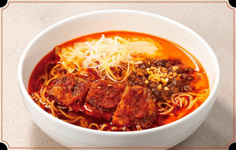 「飯田商店」とコラボした「担々麺Neo」（デニーズ公式HPより引用）