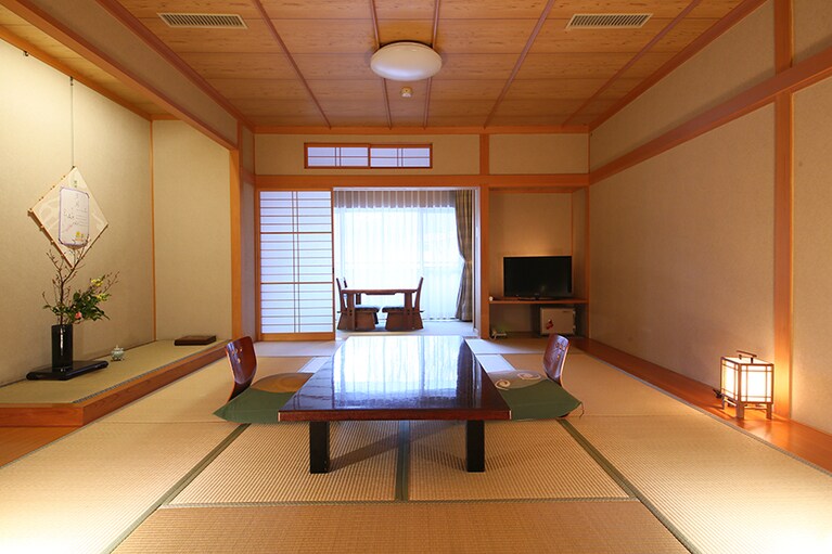 泡の湯旅館［長野／白骨温泉］客室 翠(みどり)。