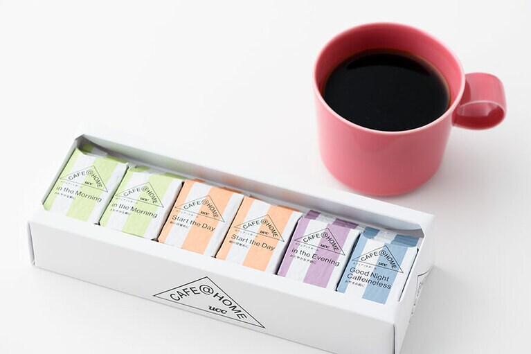 タイムウィズコーヒーセット 1,360円 (4種類、全6個)／カフェ・ノ・バール UCC