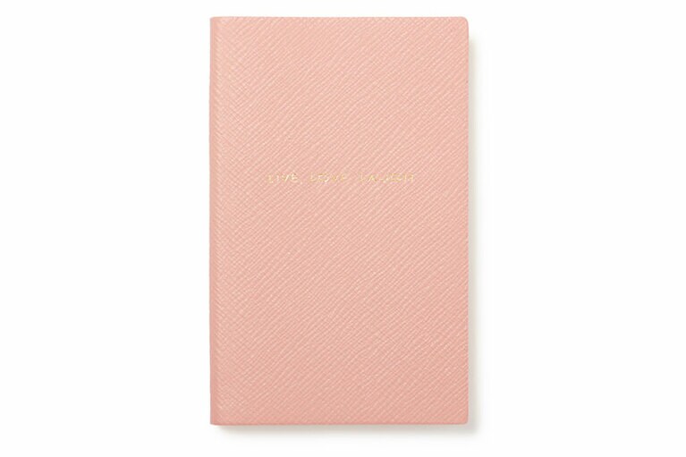 Live, Love, Laugh Panama ノートブック SALMON 9,400円(W9×H14cm)。