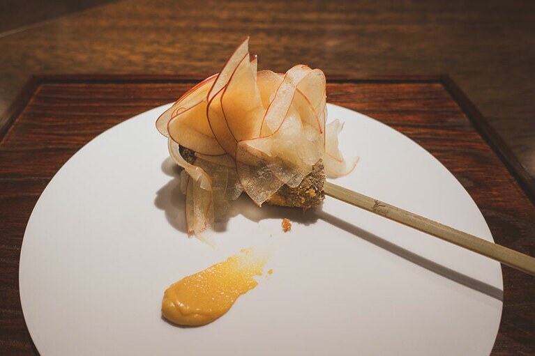 りんごのみずみずしさが新鮮な「ブーダンノワール りんご」。