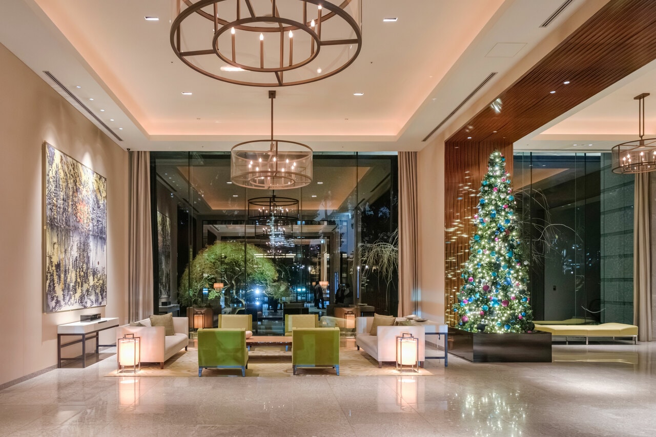 ロビーのツリー。