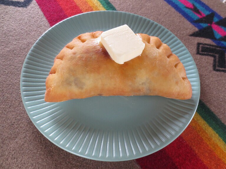 オリジナルの「あんバター」600円、ドリンクとのセット 1,000円。