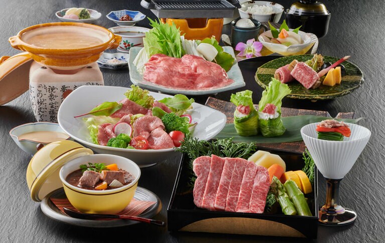 多彩な宿泊プランのなかでも、人気はやっぱり「飛騨牛尽くし」！