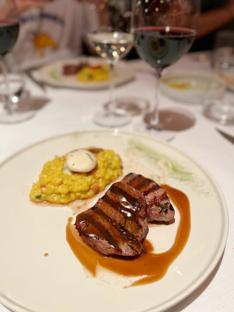 ビーフリブと野菜のリゾット。柔らかく焼けていて美味しい。