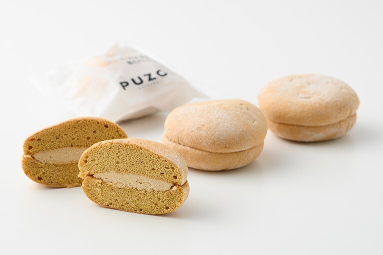 チーズブッセ 黒糖 1,190円（5個入り）。