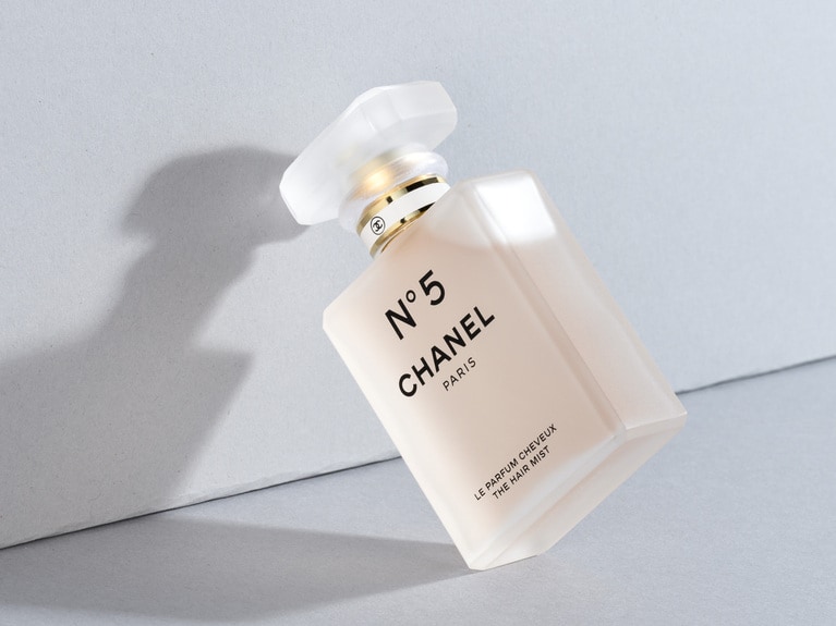 シャネル N°5 ザ ヘア ミスト 35mL 8,030円／シャネル 　初出：2025年4月29日