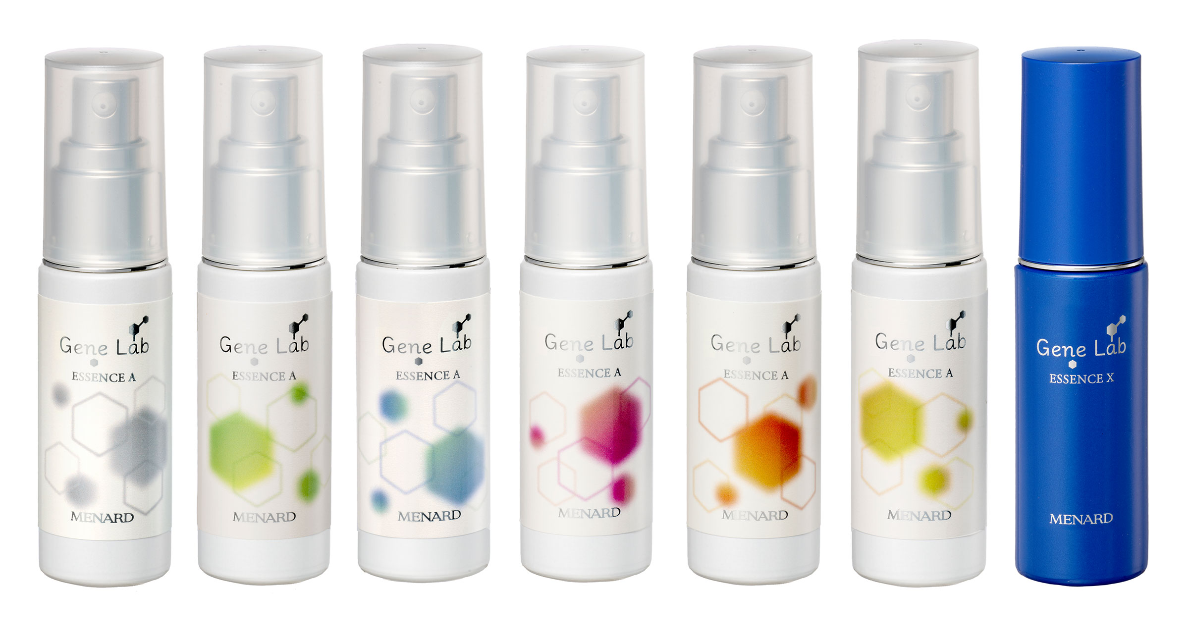 検査後は、ぜひメナードのお店へ。ビューティアドバイザーが結果を基に、最適なケア方法を提案してくれる。また、ジェネラボ独自の美容液には“なりたい肌”別に選べる「エッセンスA」（全6種）と、AIが検査結果を基におすすめの1本をセレクトする「エッセンスX」があり、今の自分にぴったりの美容液と出会うことができる。科学的根拠に基づいた継続的なサポートを受け続けられる心強さもジェネラボの大きな魅力。上：ジェネラボ エッセンスX 全6種 各30mL 13,750円　下：同 エッセンスA 全6種 各30mL 13,750円（価格は編集部調べ）