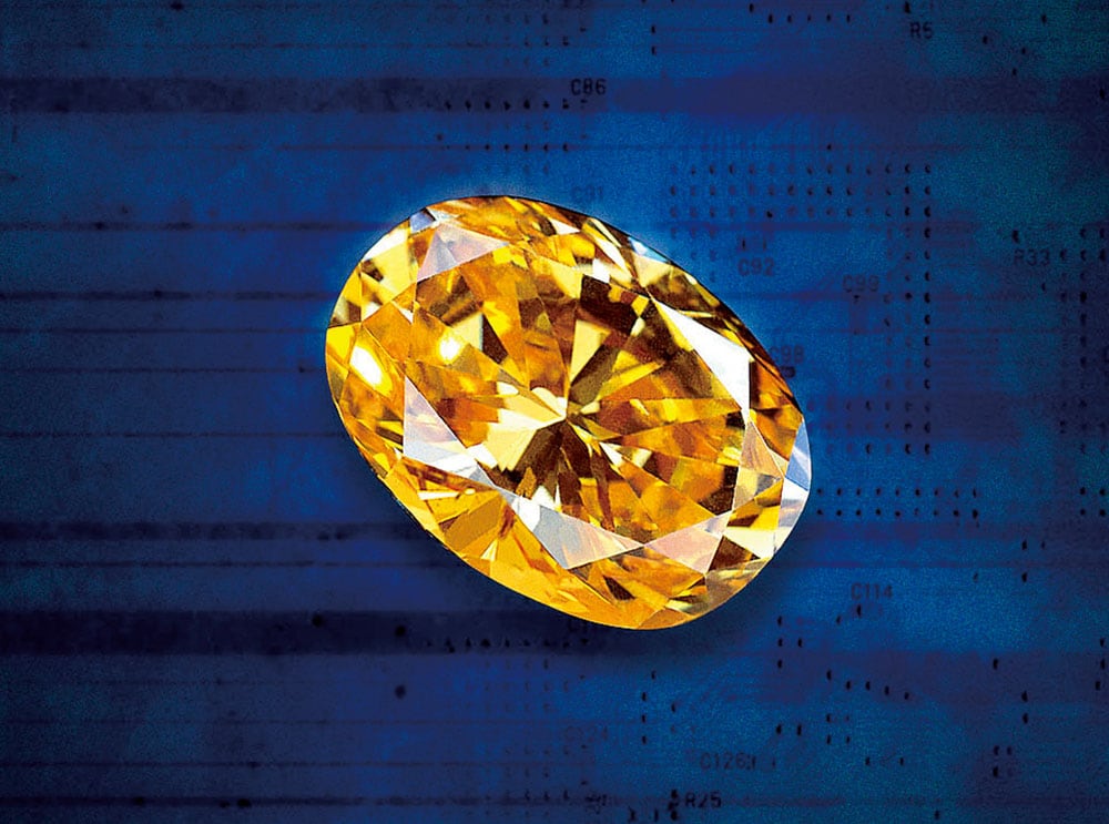 アレクサンダー国王は現マキシマ王妃にロイヤル・アッシャーのオレンジダイヤモンドでプロポーズ。