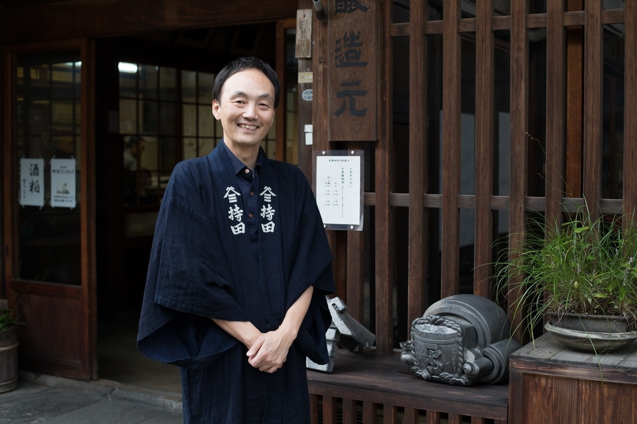 酒持田本店の5代蔵元・持田祐輔さん。