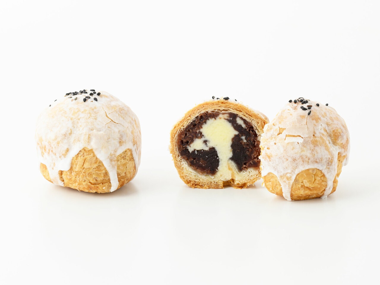 シーラカンス タマゴ 各420円／メゾン シーラカンス