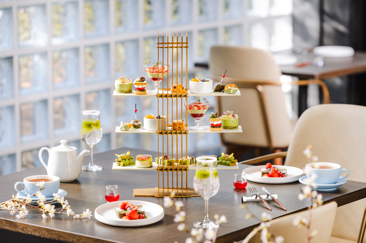 「とろける抹茶アフタヌーンティー ～Velvet Matcha Afternoon Tea～」のイメージ。1名 6,500円～（税・サ込）、前日17時までの完全予約制。提供期間／～2026年6月30日（火）まで。