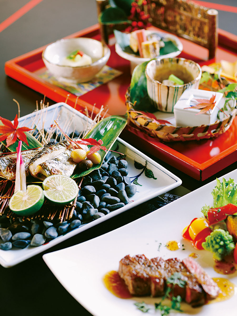 熊本の食材をふんだんに使った創作会席。季節によって彩り豊かな食事を用意。