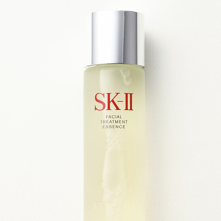 フェイシャル トリートメント エッセンス 230mL 26,400円／SK-II