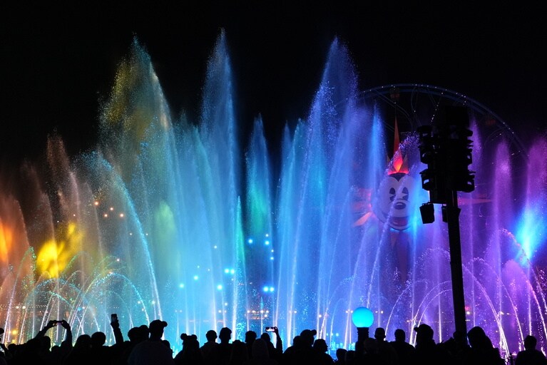 「ワールド・オブ・カラー・ハピネス！」の様子