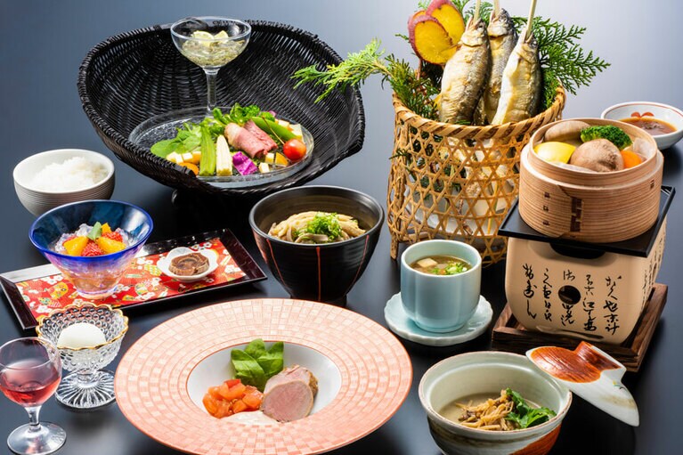 和の宿 ホテル祖谷温泉［徳島／祖谷温泉］夕食基本会席。