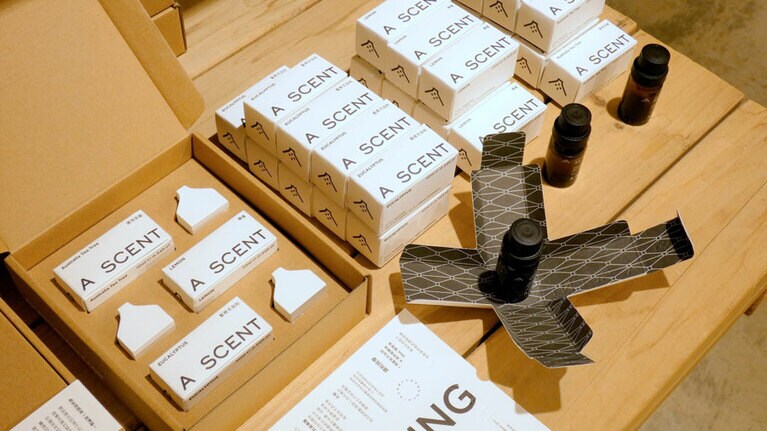 アロマストーンは約一年間有効。いくつか並べても可愛いです。