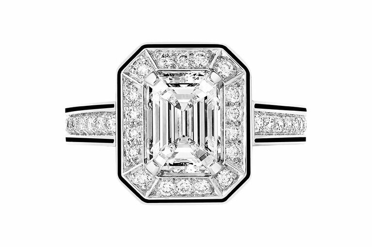 ヴァンドーム リズレ ソリテール リング(センターストーン:2ct) 7,524,000円。