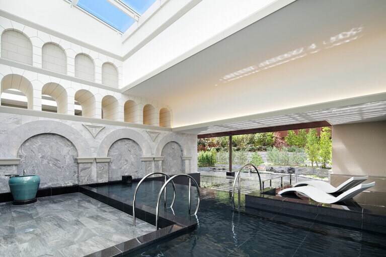 美しい空間で美を磨けるSPA「華頂」。