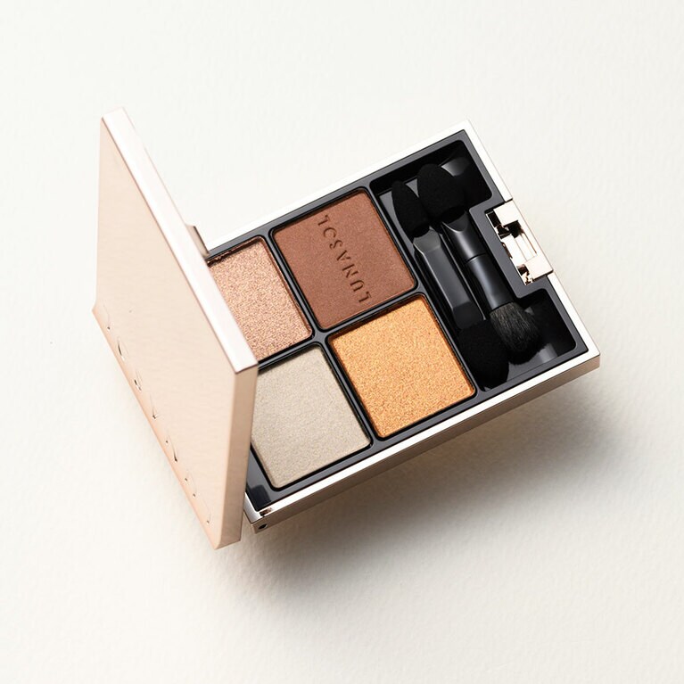 ルナソル アイカラーレーション 07　6,820円／カネボウ化粧品