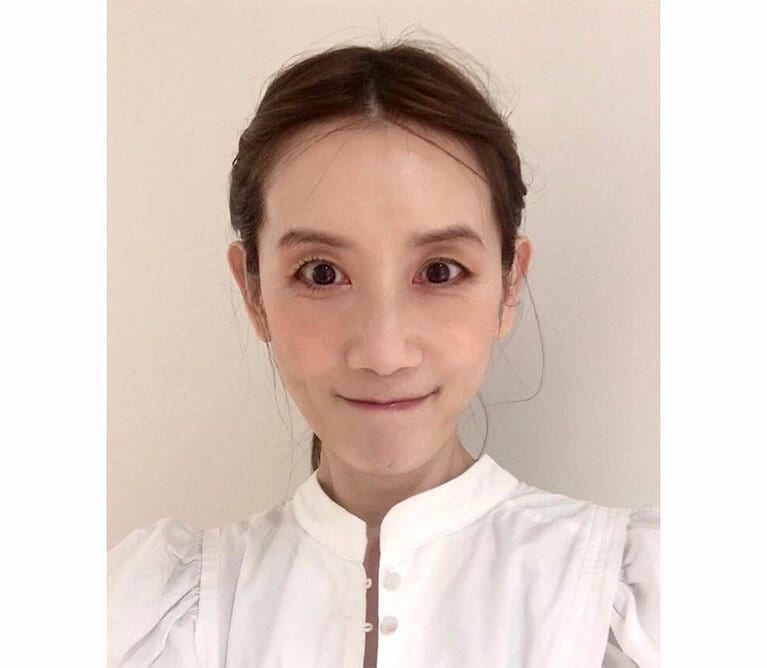 仕上がりです。アイシャドウを広く塗っているので、目がかなり大きく見えます！