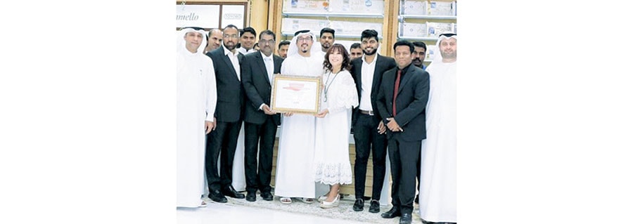 ドバイの王族とは家族ぐるみの仲（本人提供）