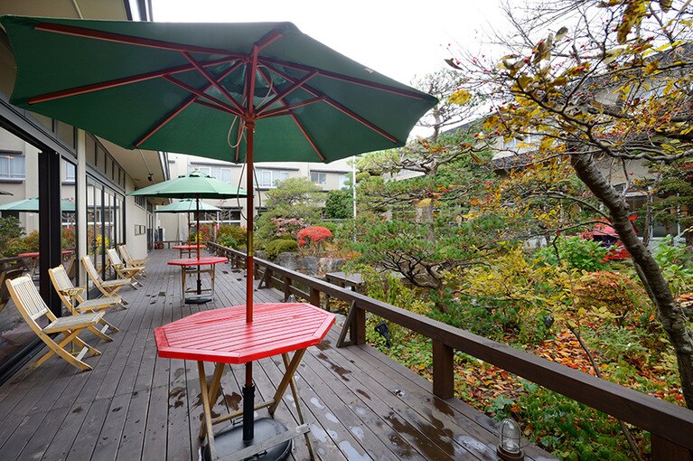 栄屋ホテル［山形／天童温泉］テラス。