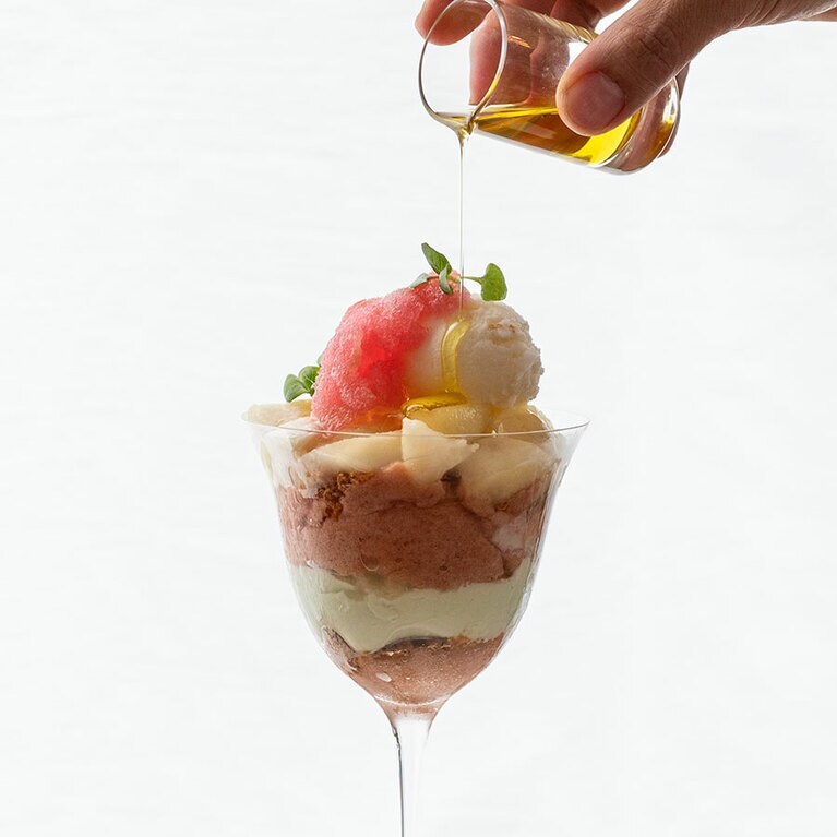 仕上げにエキストラバージンオリーブオイルを。