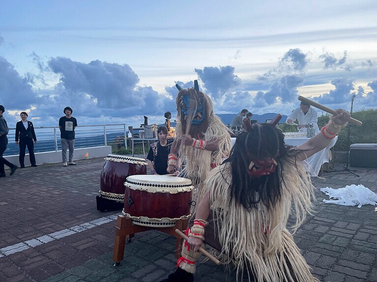 イベントの最中にはなまはげによる太鼓ショーも。