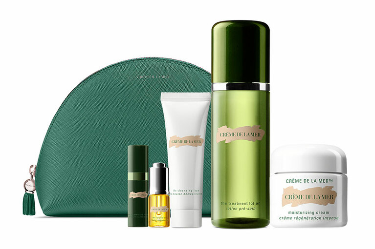 ザ･ルミナス ハイドレーション コレクション 60,500円。セット内容：お好みのモイスチャライザー 60ml(現品)、ザ･トリートメント ローション 150ml(現品)、ザ･ RG セラム 5ml、ザ･クレンジング フォーム 30ml、ザ･リニューアル オイル 5ml、ポーチ。発売日：11月5日(金)