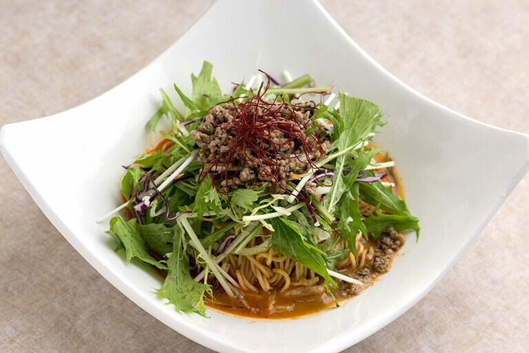 「冷やし担々麺」1,100円。2023年8月31日（木）までの限定。