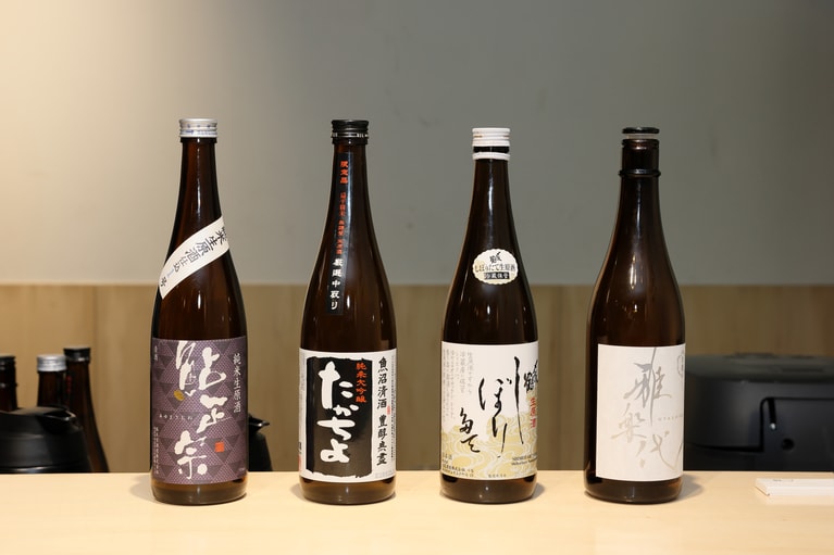 この日はなんと無料で４種類のお酒が試飲できるという大盤振る舞い！　