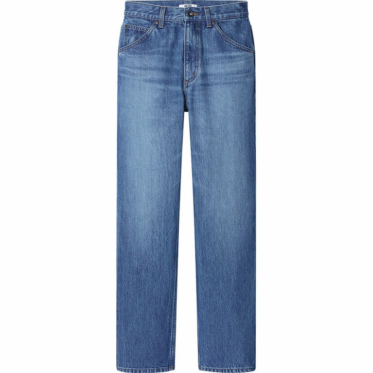 レギュラーフィットストレートハイライズジーンズ 3,990円。