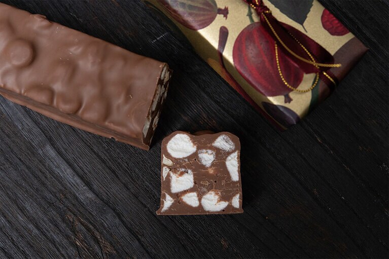 マ・ボンヌ ミニ H15×W5×D5cm 1,361円(税込)ラッピングは＋330円(税込)／ショコラティエ・エリカ