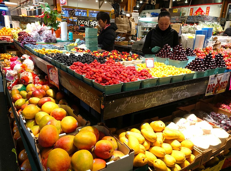 色鮮やかなフルーツに冬の寒さを忘れそう。