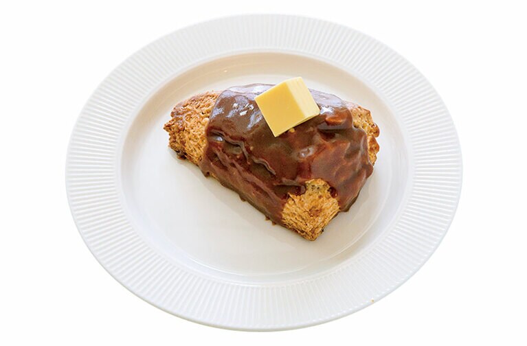 【カフェ レイヤード】キャラメルソースとバターのリッチな味わい「ソルトキャラメルスコーン」4,500ウォン