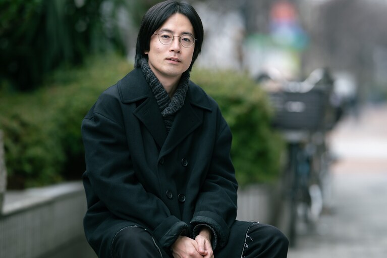 「自分は保護された環境にいる気がした」新作『地図にない』開幕を控えた劇作家・玉田真也が能登半島を巡り、気づいたこと